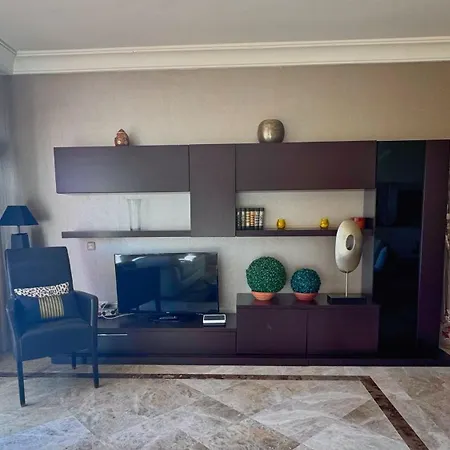 Luxury 3br In Aloha Golf - Large Terrace & Pool *