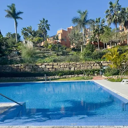 شقة Luxury 3br In Aloha Golf - Large Terrace & Pool *