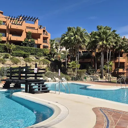 شقة Luxury 3br In Aloha Golf - Large Terrace & Pool ماربيا